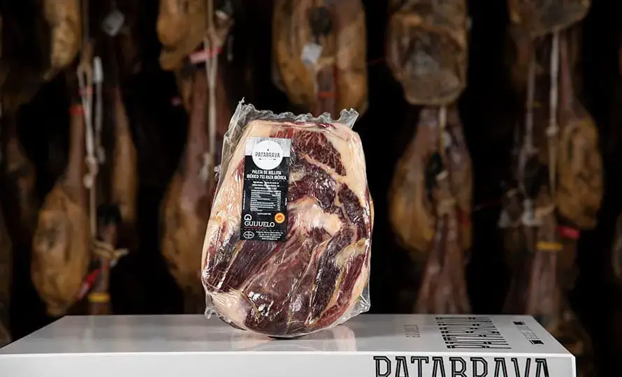 Paleta de bellota ibérica DOP Guijuelo deshuesada de Patabrava