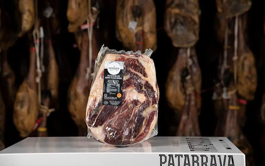 Paleta de bellota ibérica DOP Guijuelo deshuesada de Patabrava